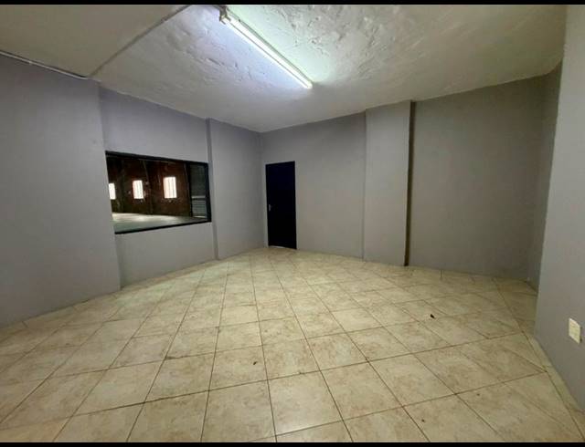 BUSINESS PROPERTY TO RENT IN SUNDERLAND RIDGE